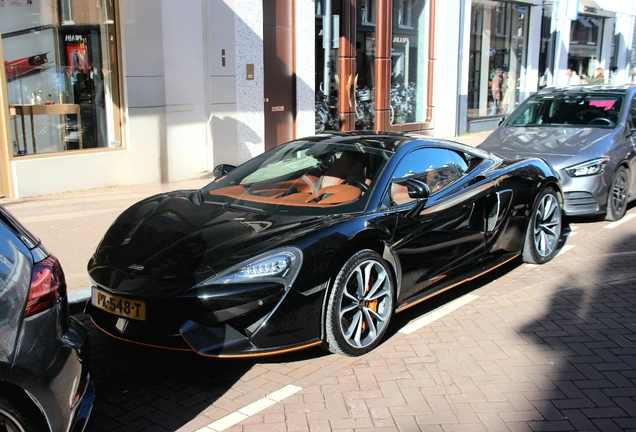 McLaren 570S