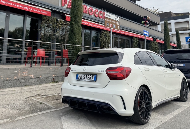 Mercedes-AMG A 45 W176 2015