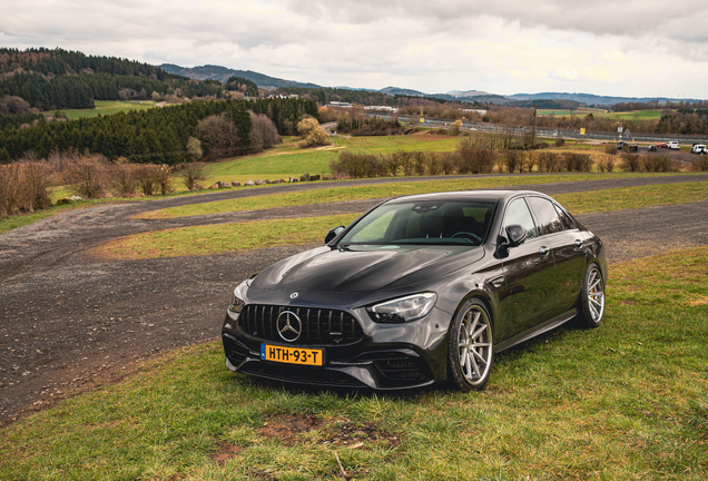Mercedes-AMG E 63 S W213 2021