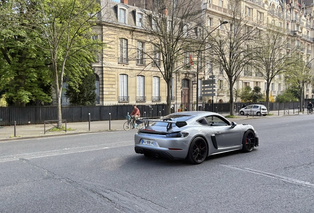 Porsche 718 Cayman GT4 RS