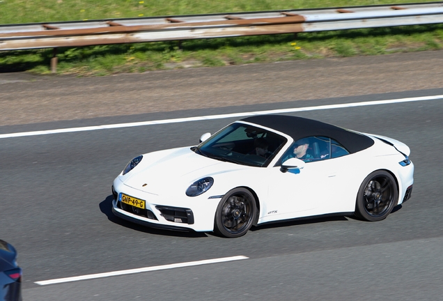 Porsche 992 Carrera 4 GTS Cabriolet MkI