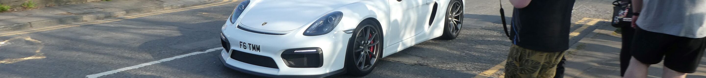 Porsche 981 Cayman GT4