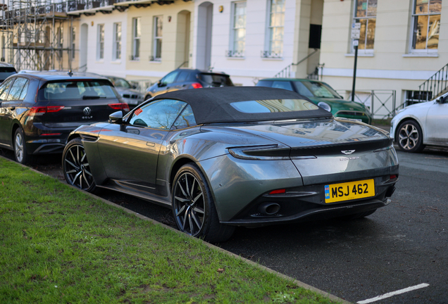 Aston Martin DB11 V8 Volante