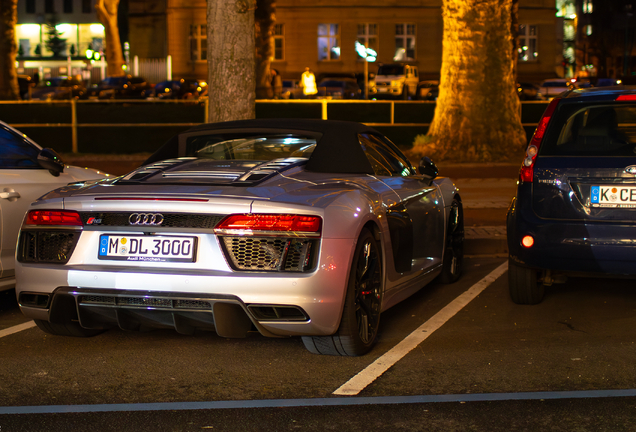 Audi R8 V10 Spyder 2016