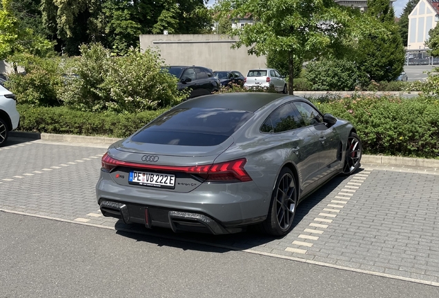 Audi RS E-Tron GT 2025