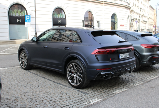 Audi RS Q8 2024
