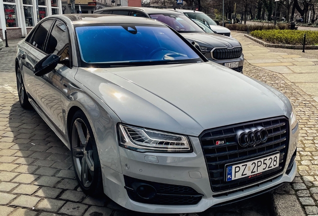 Audi S8 D4 Plus