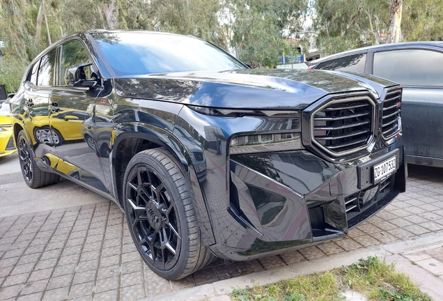 BMW XM G09 Label Red