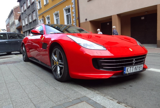 Ferrari GTC4Lusso