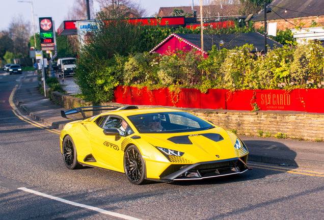 Lamborghini Huracán LP640-2 STO