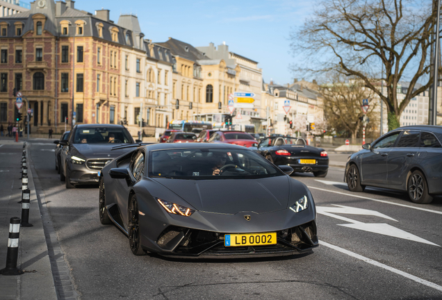 Lamborghini Huracán LP640-4 Performante