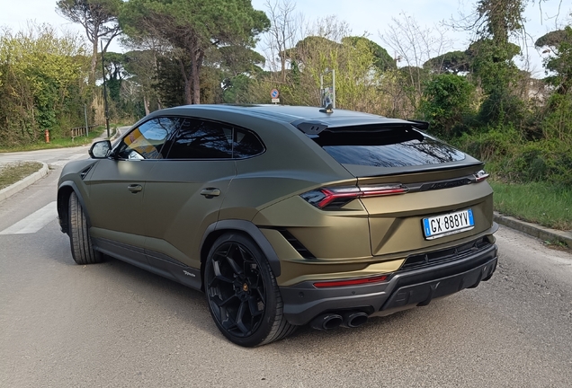 Lamborghini Urus Performante