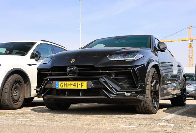 Lamborghini Urus Performante