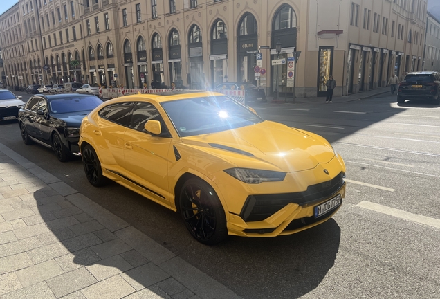 Lamborghini Urus S