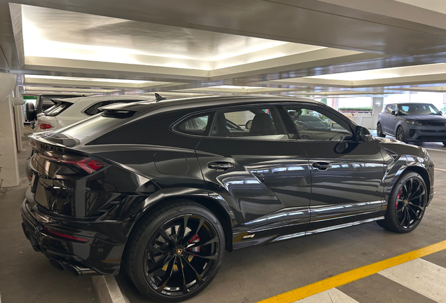 Lamborghini Urus S