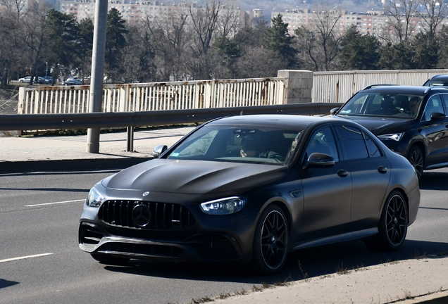 Mercedes-AMG E 63 S W213 2021