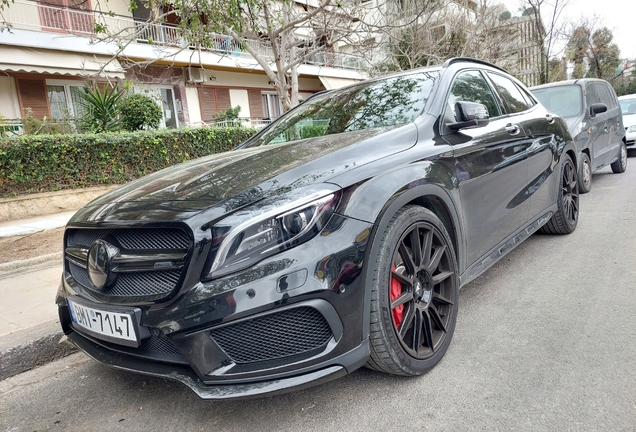Mercedes-Benz GLA 45 AMG X156