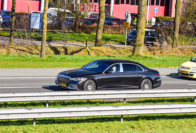Mercedes-Maybach S 680 X223