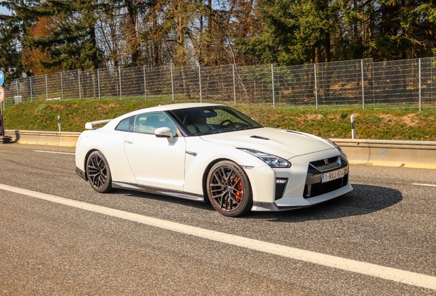 Nissan GT-R 2017