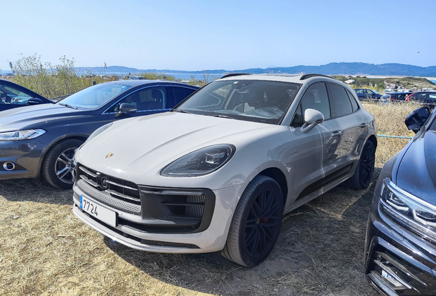 Porsche 95B Macan GTS MkIII
