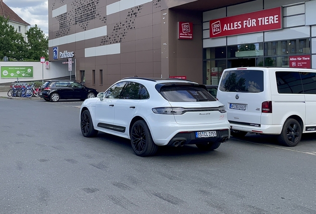 Porsche 95B Macan GTS MkIII