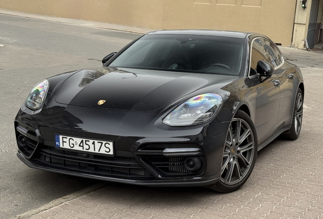 Porsche 971 Panamera Turbo MkI