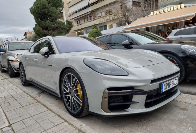 Porsche 972 Panamera Turbo E-Hybrid