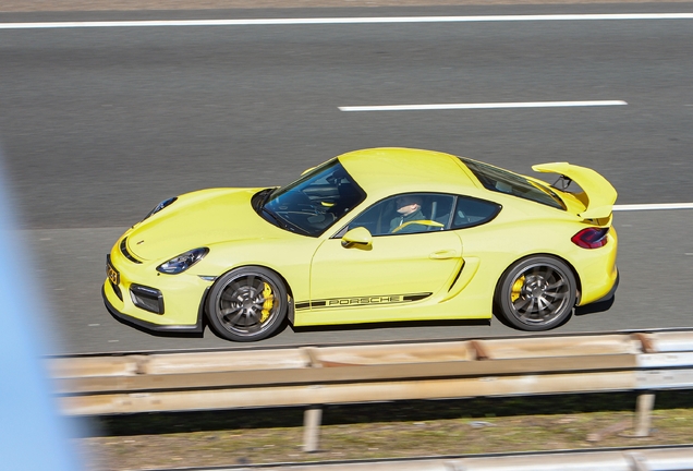 Porsche 981 Cayman GT4