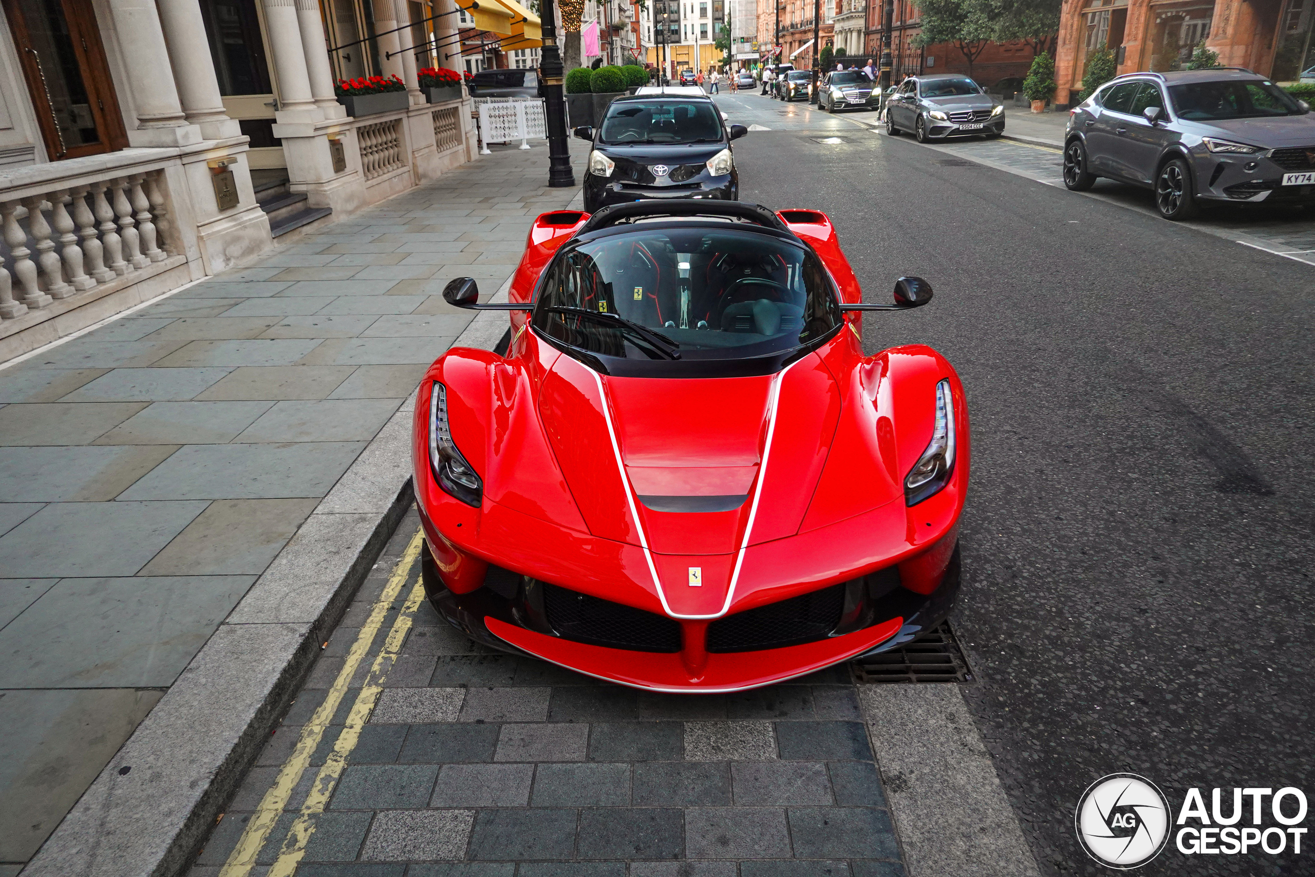 Ferrari LaFerrari Aperta