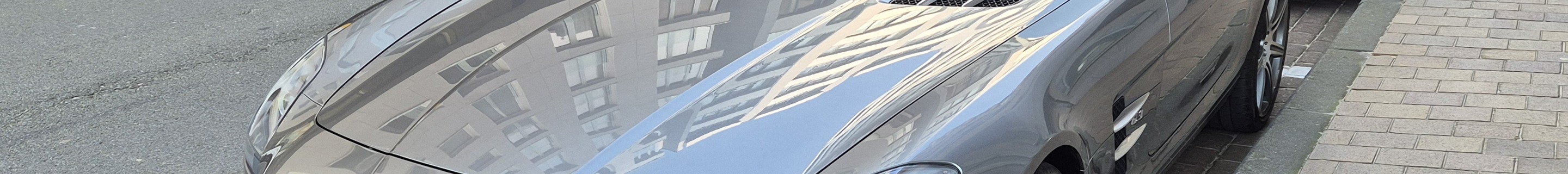 Mercedes-Benz SLS AMG