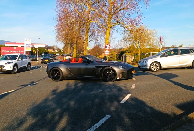 Aston Martin DBS Superleggera Volante