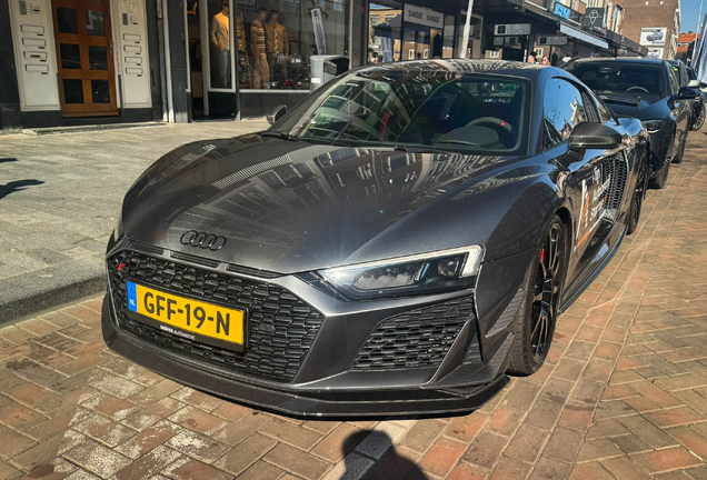 Audi R8 V10 GT RWD