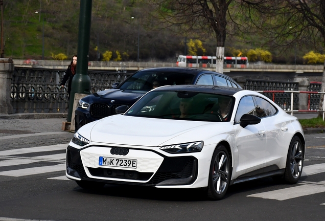 Audi RS E-Tron GT 2025