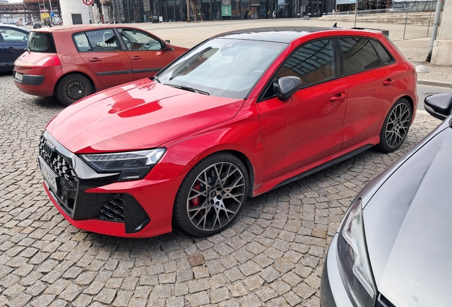 Audi RS3 Sportback 8Y 2025