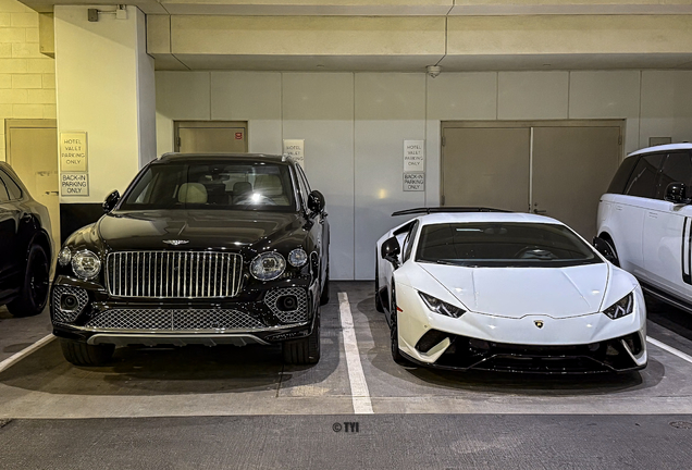 Bentley Bentayga Azure EWB