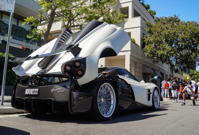 Pagani Huayra Roadster