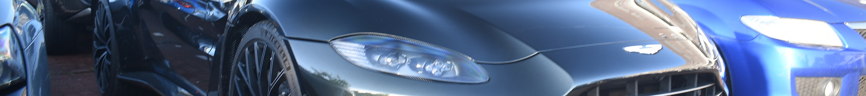 Aston Martin V12 Vantage 2023