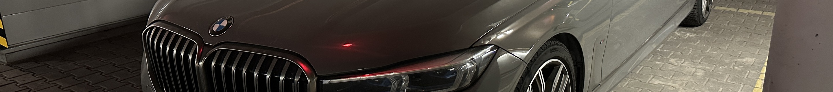 BMW M760Li xDrive 2019