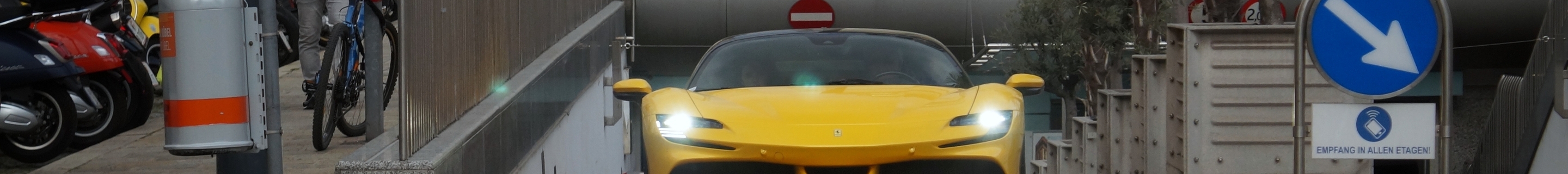 Ferrari SF90 Stradale