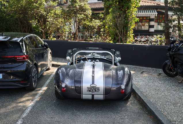 AC Cobra 427