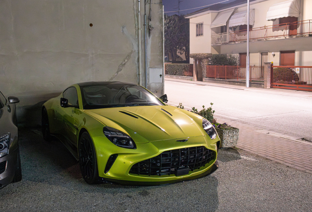 Aston Martin Vantage 2024