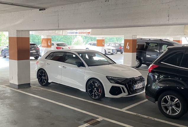 Audi RS3 Sportback 8Y