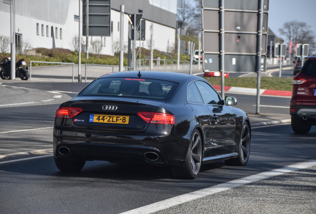 Audi RS5 B8 2012