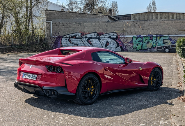 Ferrari 812 GTS