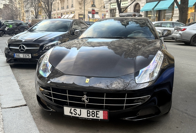 Ferrari FF