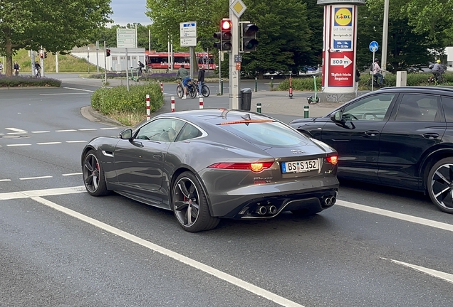Jaguar F-TYPE R Coupé