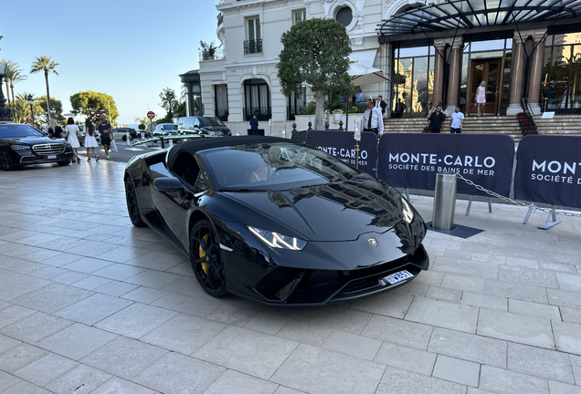 Lamborghini Huracán LP640-4 Performante Spyder