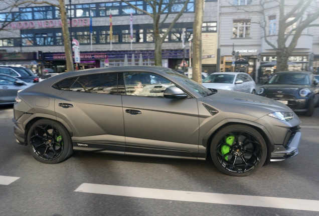 Lamborghini Urus Performante