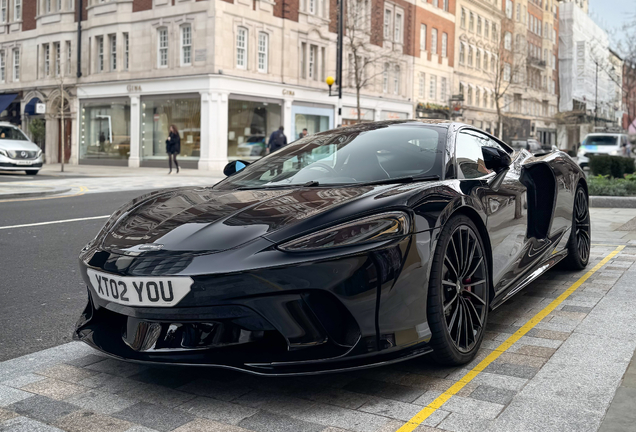McLaren GT