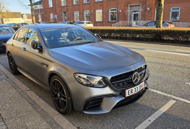 Mercedes-AMG E 63 S W213